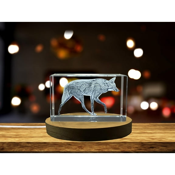 Maned Wolf 3D Engraved Crystal Gift - Elegant Wildlife Sculpture for Nature Enthusiasts