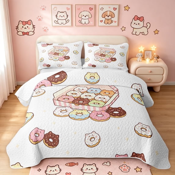 Manfei Cartoon Cat Donut Twin Quilt Set, Cute Cake Twin Coverlet Set, White Pink, 2-Piece, 1 Bedspread and 1 Pillowcase