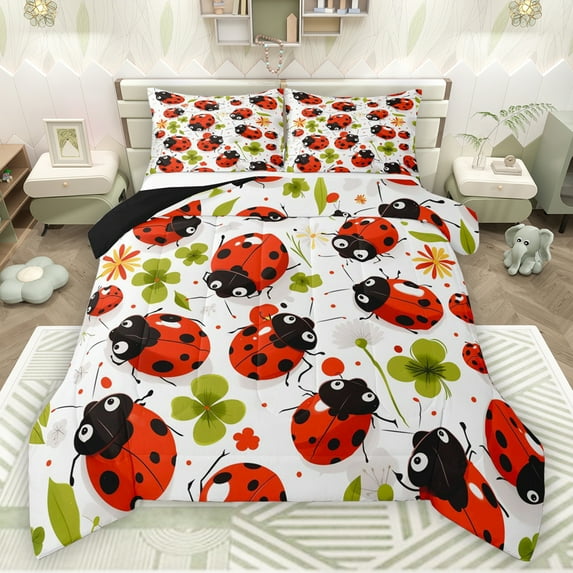 Manfei Ladybug Queen Comforter Set,St.Patrick Day Bedding Sets,Lucky Four Leaves Clover Bedding Comforter Set For Girls Boys,Breathable Home Decor Reversible,3pcs