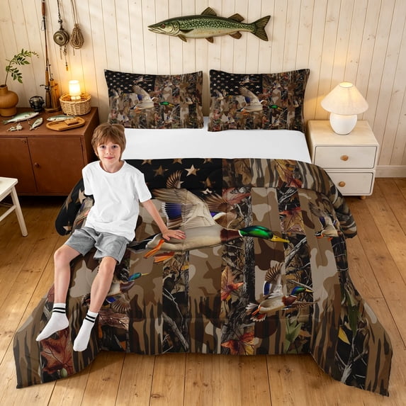 Manfei Minimalism Duck Camo Full Size Comforter Sets, Cabin Branches Camouflage Bedding Comforter Set, Chocolate Brown, Black Reversible, 3-Piece, 1 Comforter and 2 Pillowcases