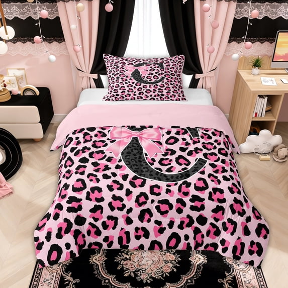 Manfei Pink Leopard Print Bow Letter C Twin Comforter Sets for Girls, Fashion Initial Bedding Set, Pink Reversible, 2-Piece