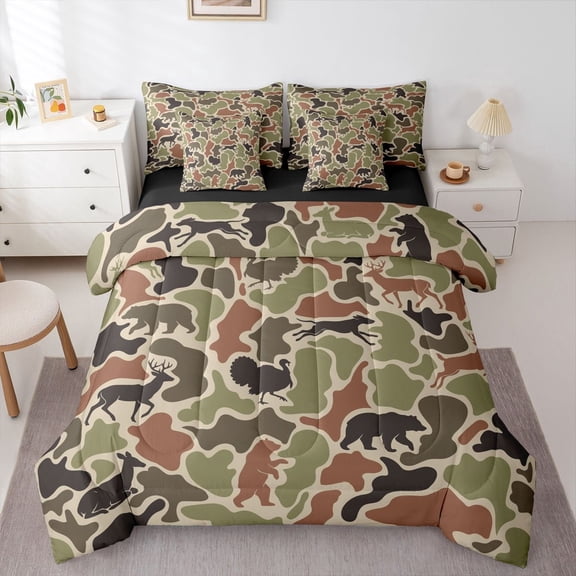 Manfei Retro Camouflage 7 Pieces Full Size Bedding Sets,Cute Bear Full Size Bed in a Bag,Red Green,Black Reversible
