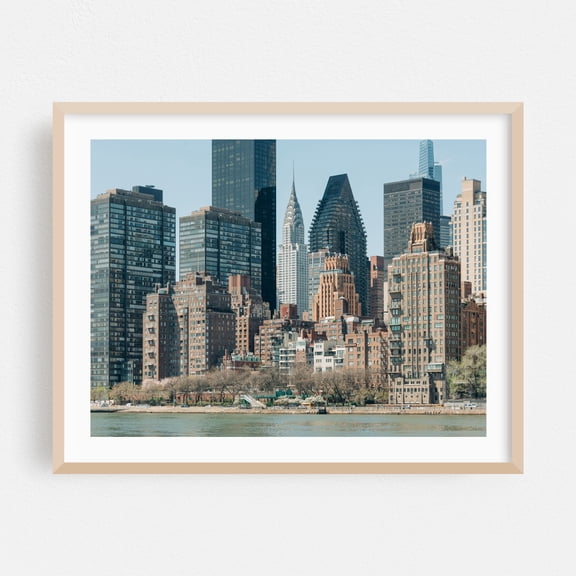 Manhattan from Roosevelt Island 01 - Manhattan New York Photography Cityscape Skyline Architecture Art Deco City Travel Poster Oak Framed Wall Art Print 5 x 7 inches