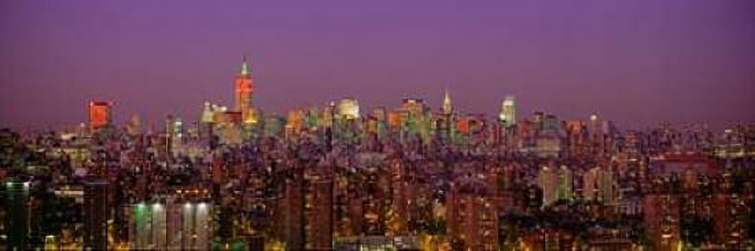 Manhattan at Night Canvas Art - Richard Berenholtz (8 x 24)