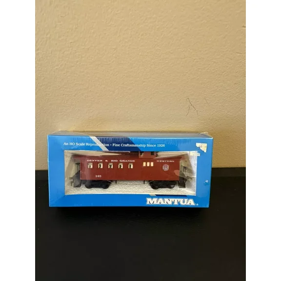 Mantua old time caboose (brand new sealed)