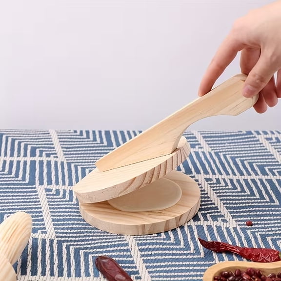 Manual Dumpling Crusher Tool - Versatile Kitchen Gadget for Pressing Noodles, Pancakes, and Corn Cakes