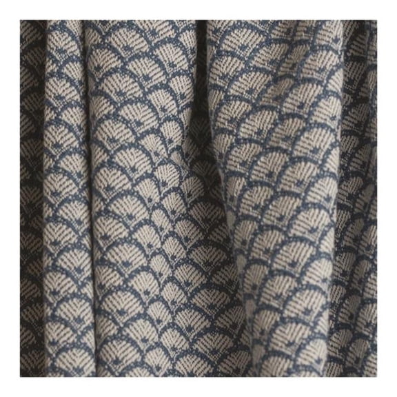 Manual Woodworkers & Weavers 46 x 67 in. Scalloped Throw, Blue & White