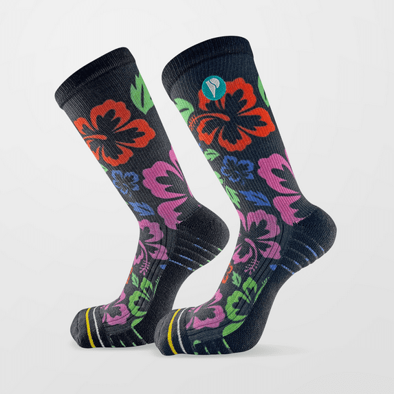 Mapa Planeta Friendly, Eco Friendly Pair of socks made with 91% Coffee Waste Yarn. Designed for performance and protection. Amapolas