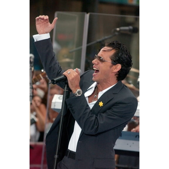 Marc Anthony On Stage For Marc Anthony On The Nbc Today Show Rockefeller Center New York Ny July 27 2007. Photo By