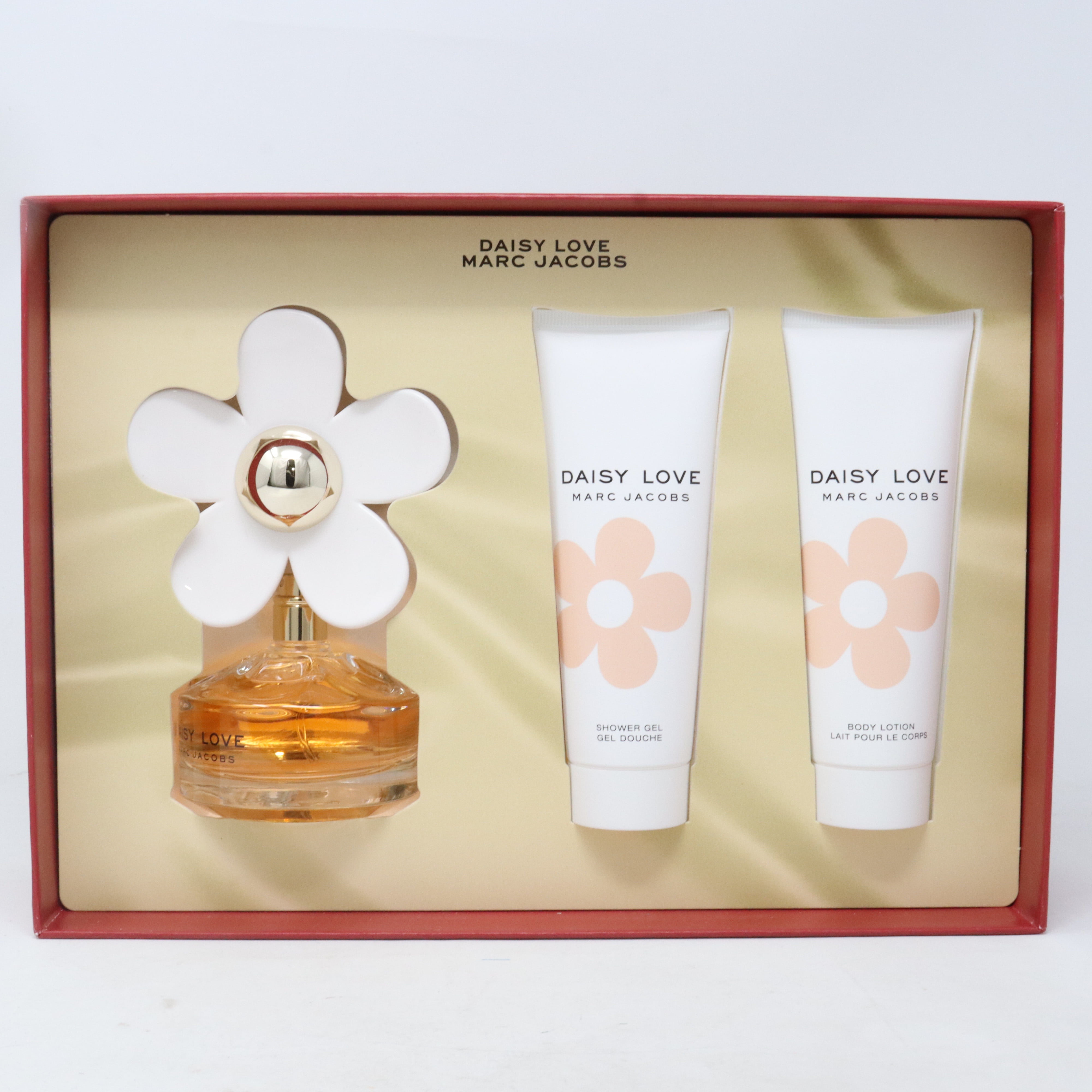 MARC JACOBS DAISY LOVE セット Marc Jacobs Daisy Love 3pcs Gift Set For Women 50ml Eau De