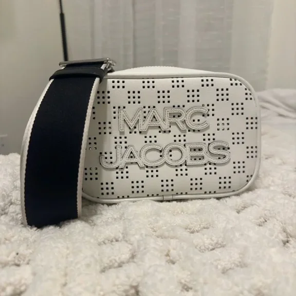 Marc Jacobs Perfect Flash Crossbody