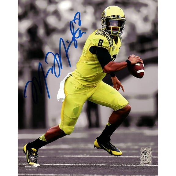 Marcus Mariota Autographed 8x10 Photo Oregon Ducks MM Holo 89182