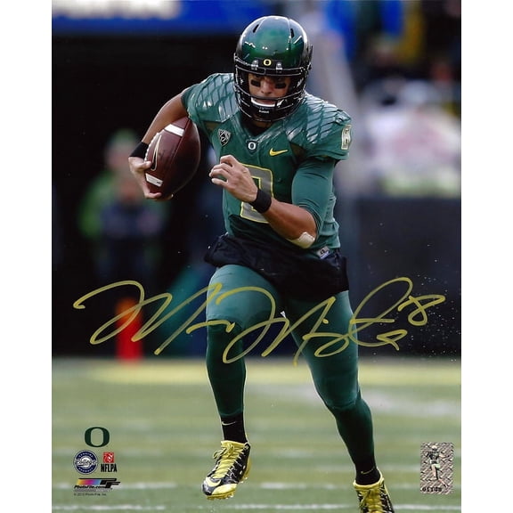 Marcus Mariota Autographed 8x10 Photo Oregon Ducks MM Holo 96551