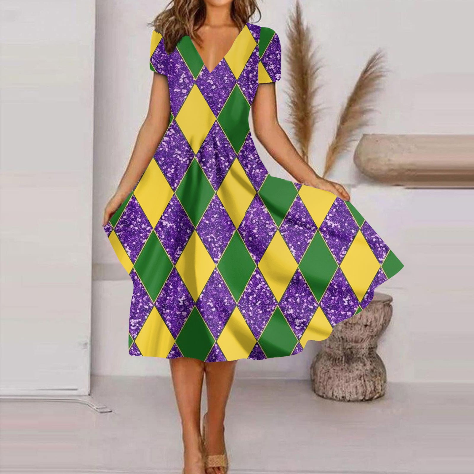 Mardi Gras Dresses Plus Sizes V Neck Elastic Waist Gold Dress Short