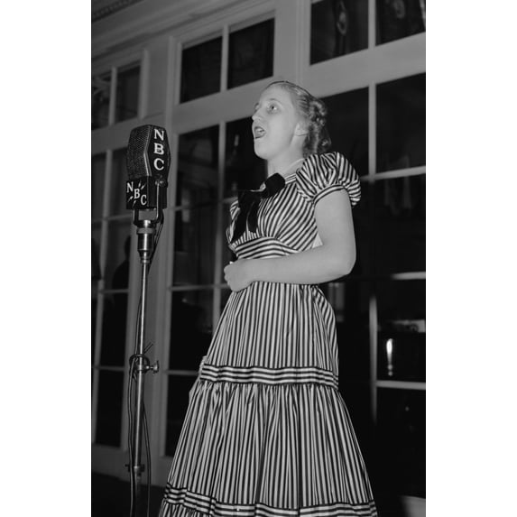 Margaret Truman History (18 x 24)