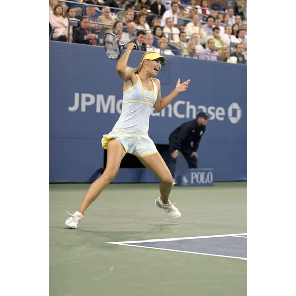 Maria Sharapova Inside For U.S. Open Tennis Tournament, Arthur Ashe Stadium, Flushing, Ny, September 06, 2005. Photo By Rob RichEverett Collection Celebrity (16 x 20)