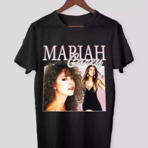 Mariah Carey T-Shirt 'Here For It All' - Offizielles Fan Shirt In Rosa