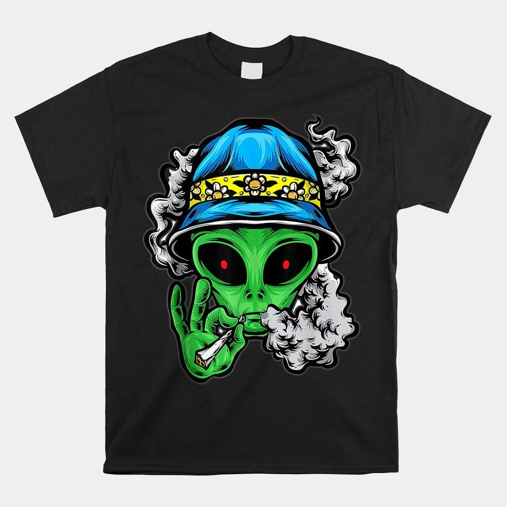 Marijuana Smoking Alien Just Chilling Weed Stoner 420 Shirt