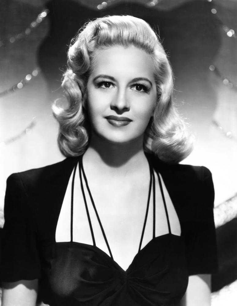 Marilyn Maxwell Canvas Art - (16 x 20)
