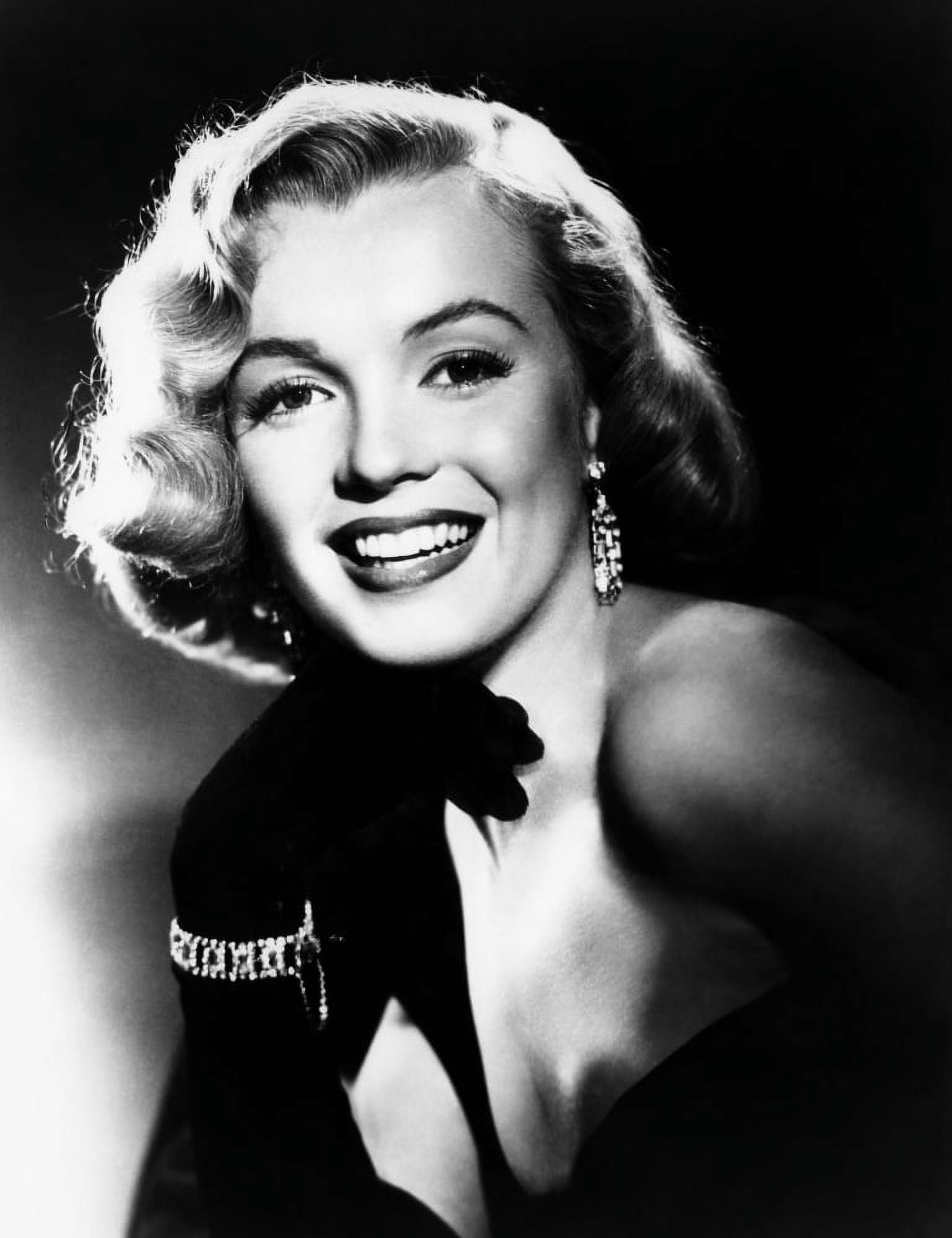 Marilyn Monore Canvas Art - (16 x 20)