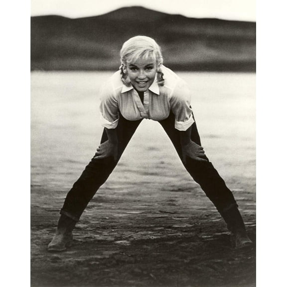 Marilyn Monroe 8X10 Glossy Photo #MMA26
