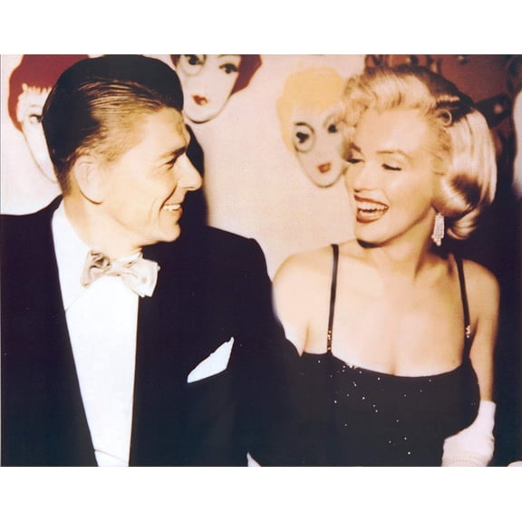 Marilyn Monroe 8X10 Glossy Photo #MMA27