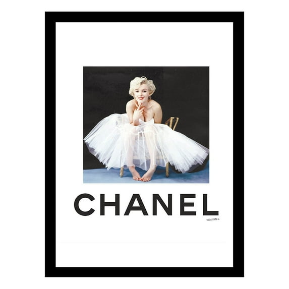 Marilyn Monroe Designer Fashion Framed Print