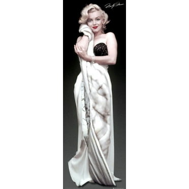 Marilyn Monroe Fur Poster (21 x 62)