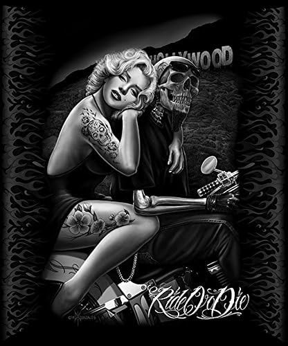 Marilyn Monroe Signature Collection Super Soft Queen Size Plush