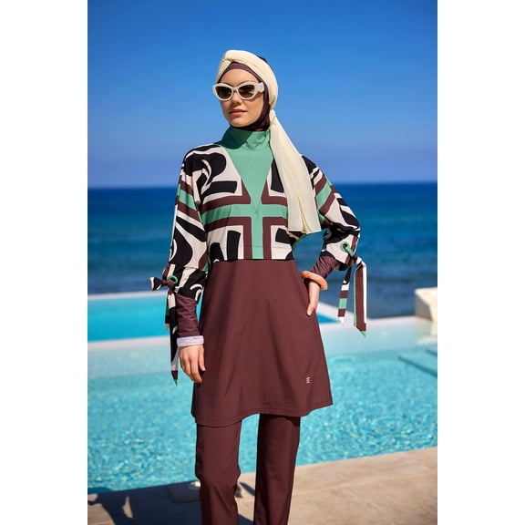 Elegant Black Burkini – Full Coverage Islamic Swimwear Set M2519