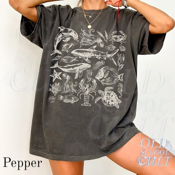 Marine Life Ocean Creatures Graphic Print T-Shirt | Vintage Sea Animal Tee | Retro Coastal Nature Unisex Top