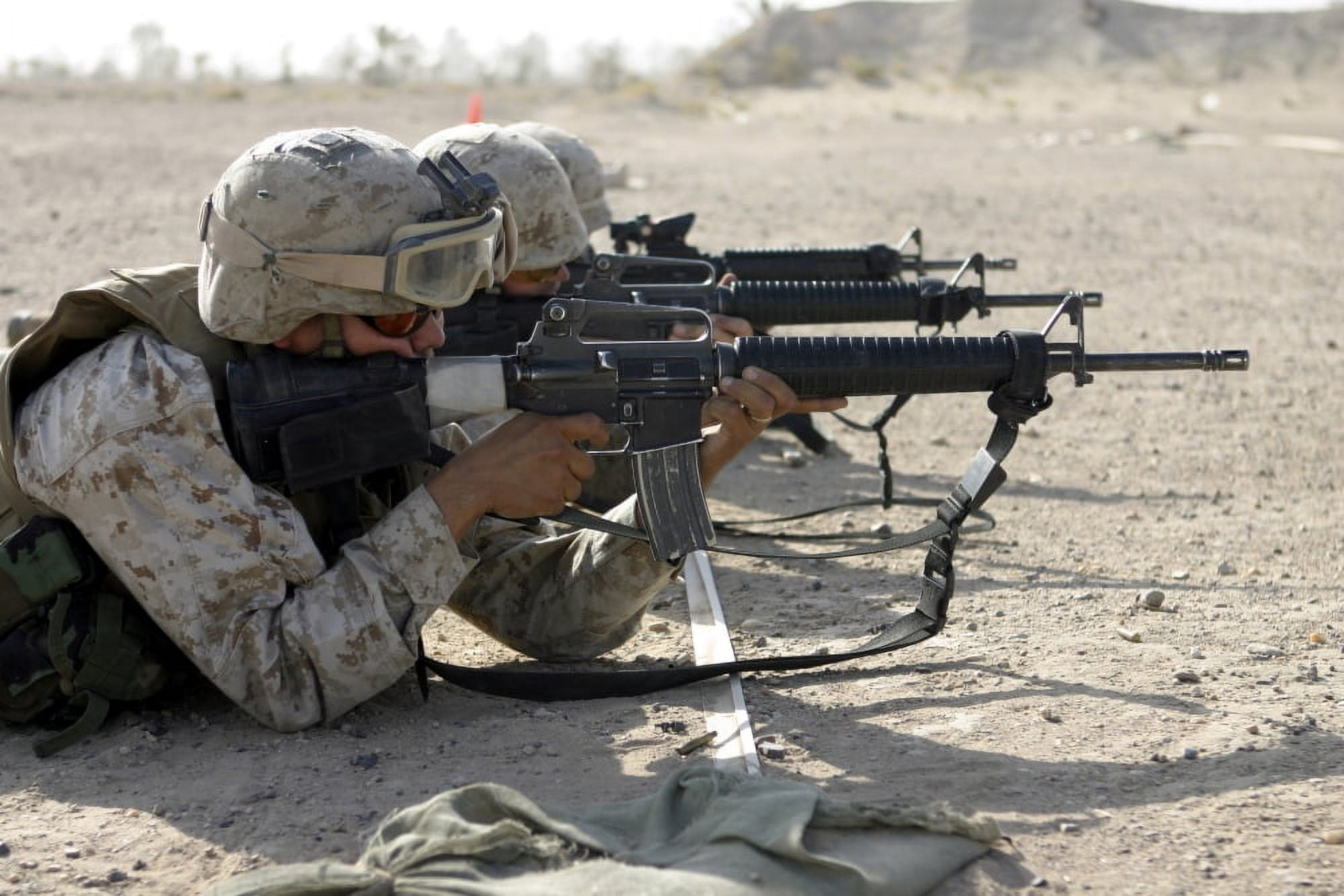 Marine fires their M16A2 service rifles Canvas Art - Stocktrek Images (34 x 23)