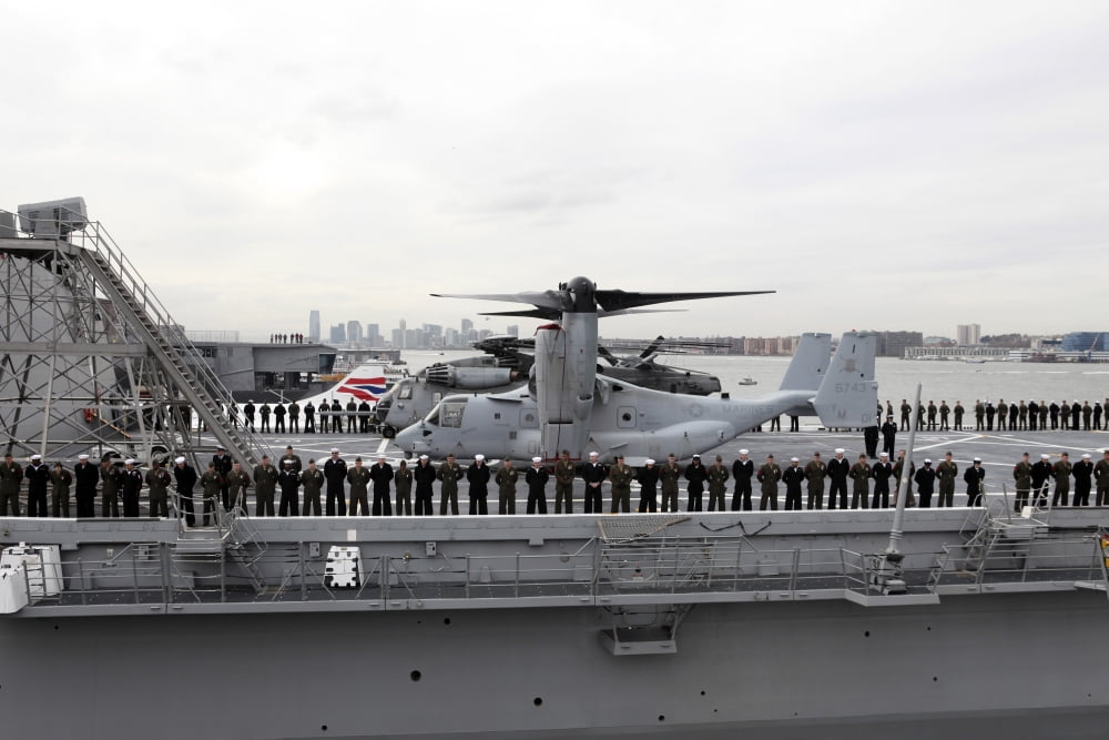 Marines and sailors man the rails of the USS New York Canvas Art - Stocktrek Images (35 x 23)