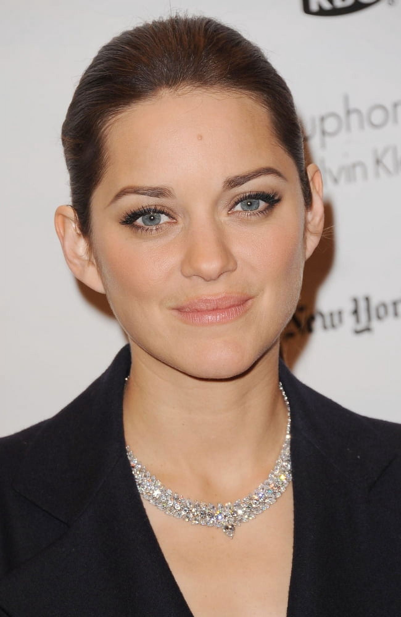 Marion Cotillard At Arrivals For 22Nd Annual Gotham Independent Film Awards Canvas Art -  (16 x 20)