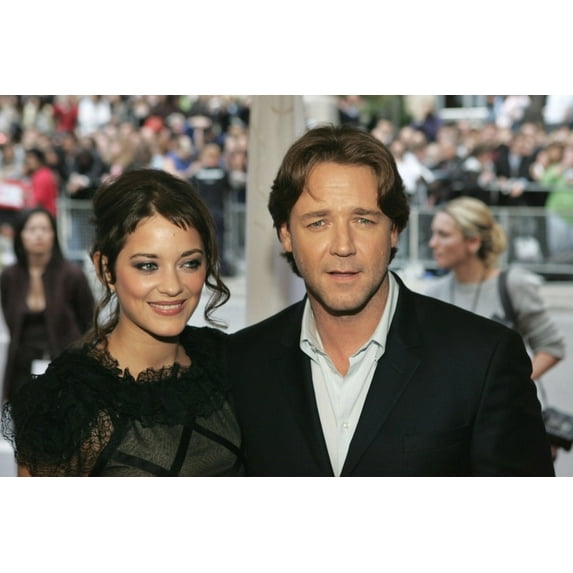 Marion Cotillard, Russell Crowe At Arrivals For A Good Year Gala Premiere - Toronto International Film Festival, Roy