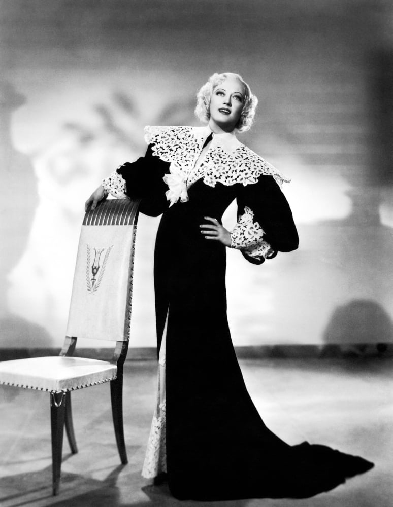 Marion Davies Canvas Art - (16 x 20)