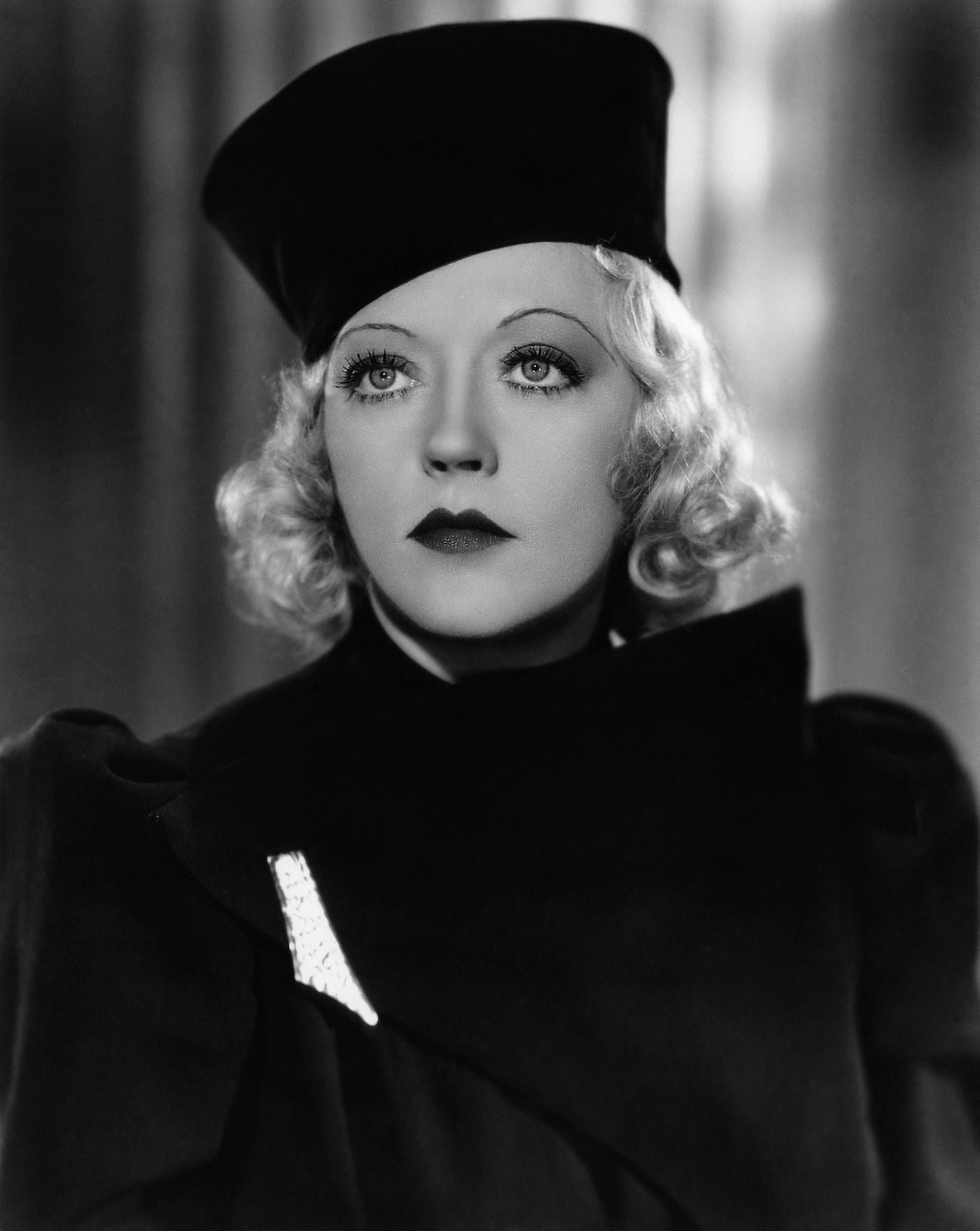 Marion Davies Modeling A Cossack Turban And Matching Coat Canvas Art - (16 x 20)