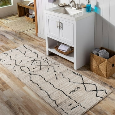 Mark&Day Area Rugs, 2x7 Agirta Global Cream Runner Area Rug (2'7" x 7'3")