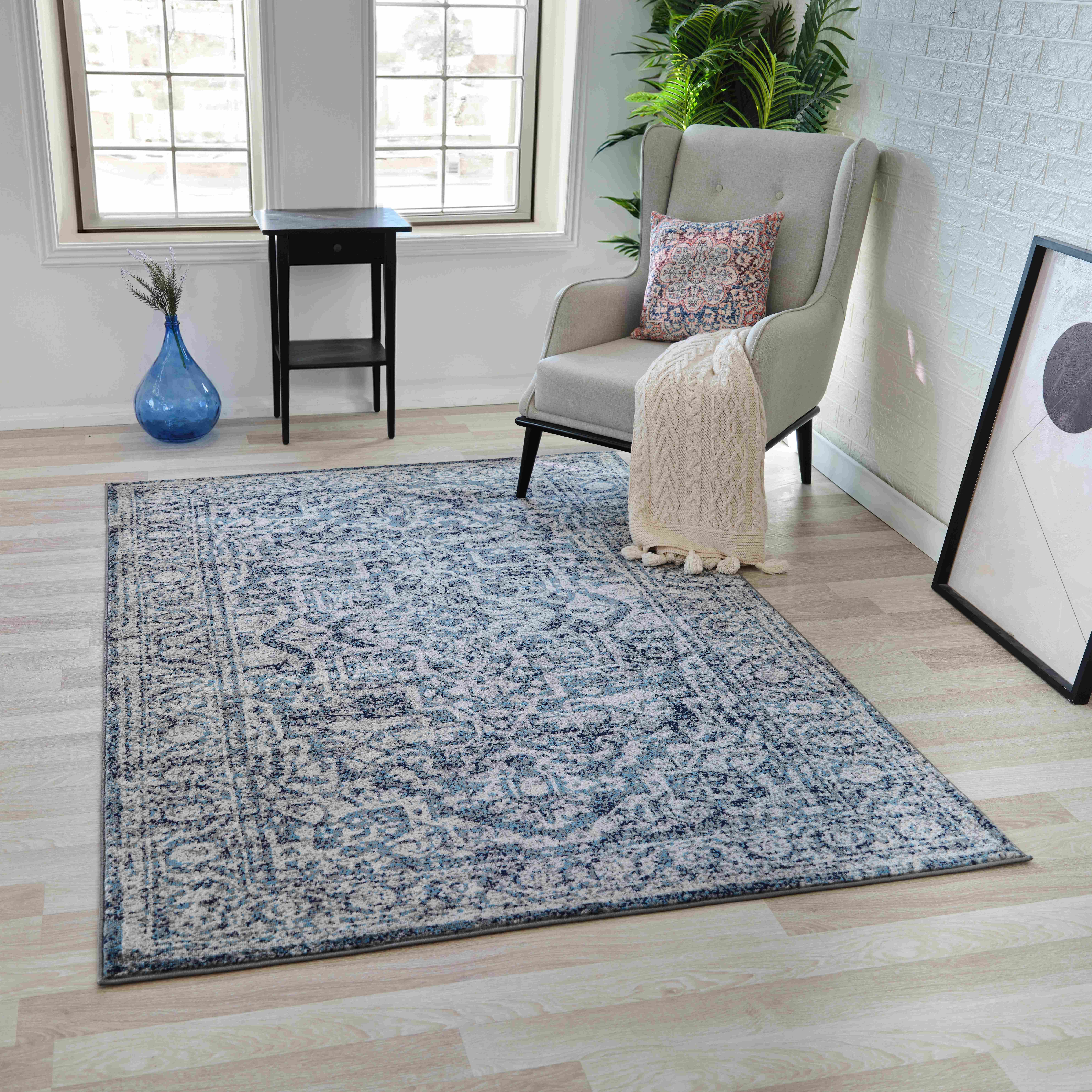 Emma Traditional Navy and Gray Square Area Rug