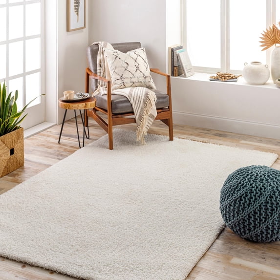 Mark&Day Area Rugs, 6x9 Boxholm Modern Shag Off White Area Rug, Ivory Carpet for Living Room, Bedroom or Kitchen (6'7" x 9')