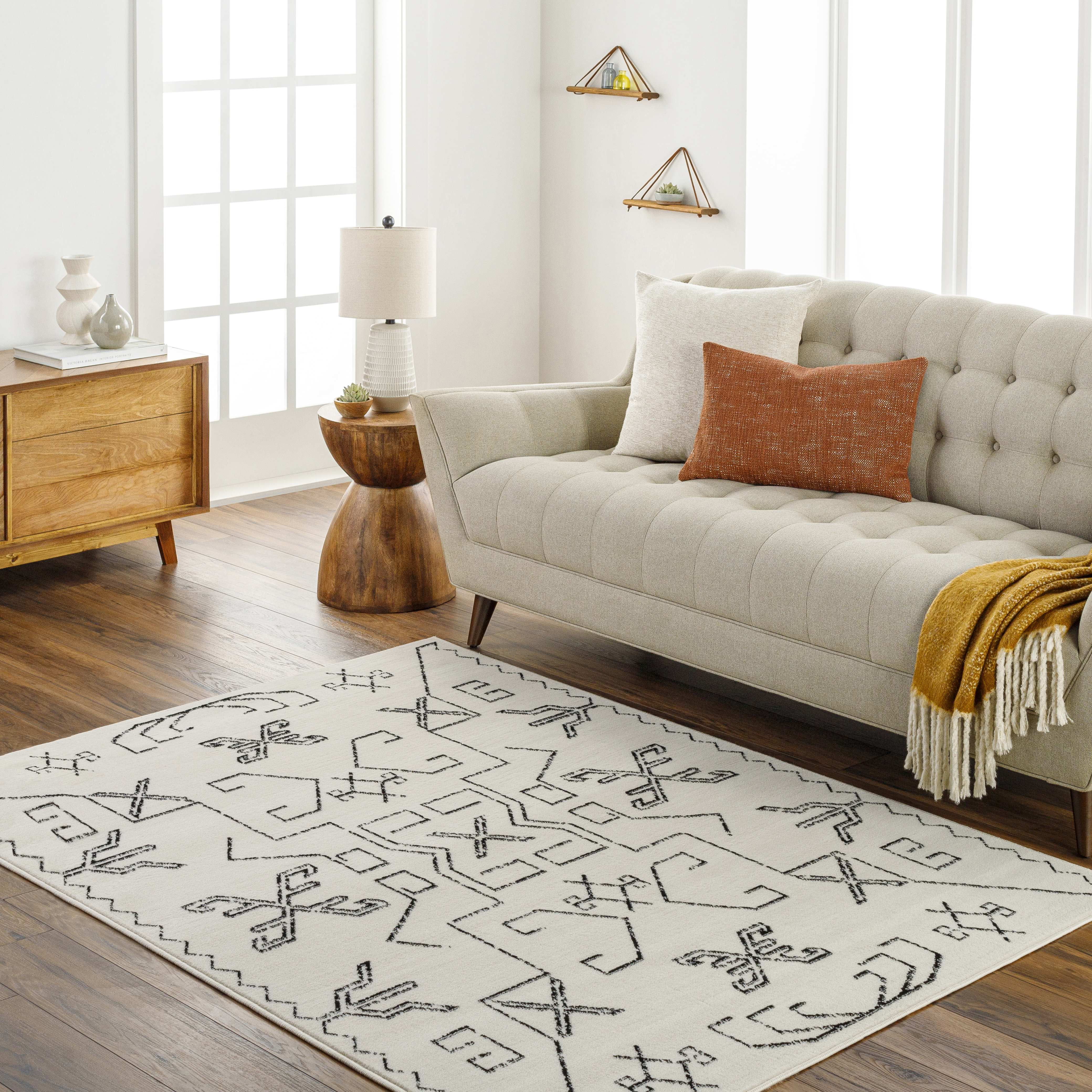 Mark&Day Area Rugs, 6x9 Kiara Global Off-White Black Area Rug (6'7