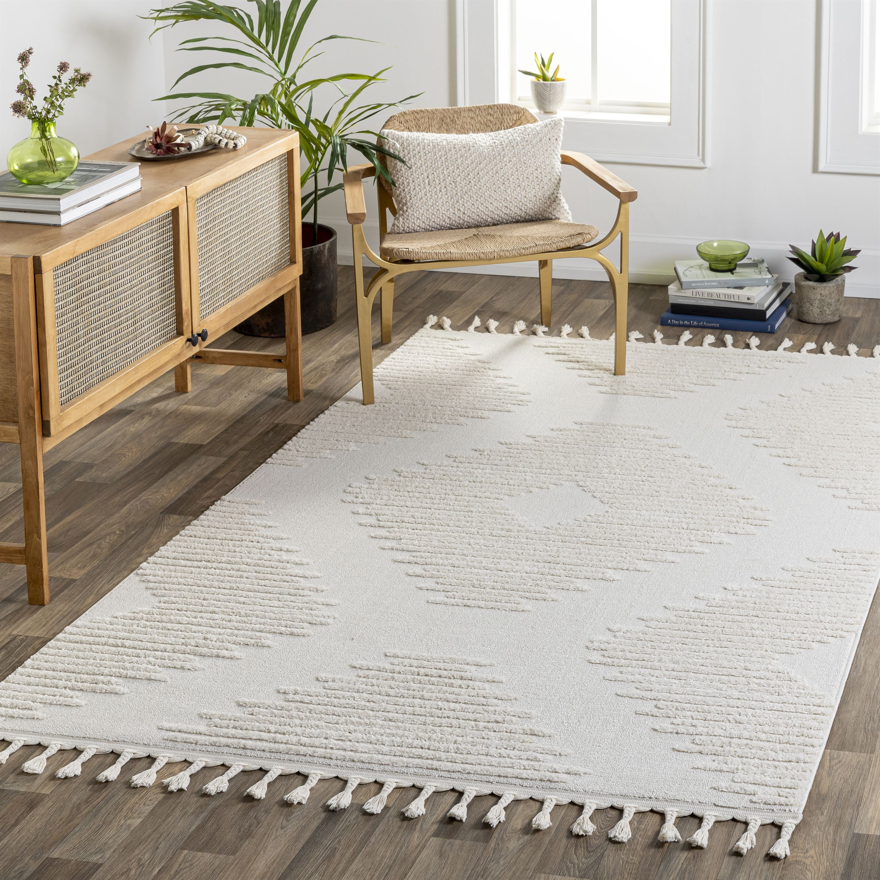 Trikomo Cream Synthetic Fur 7'10" x 10' Rectangular Area Rug