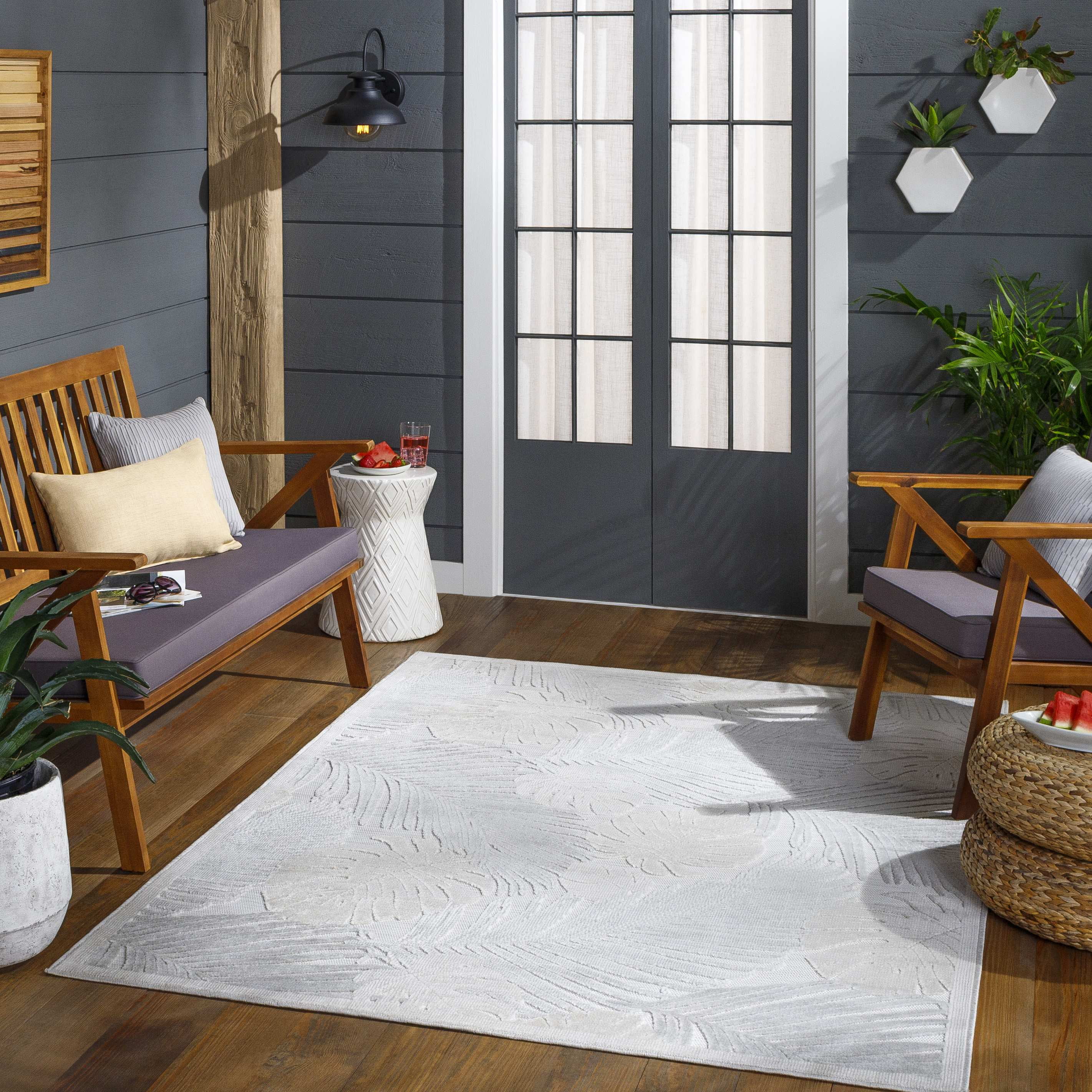 Mark&Day Outdoor Area Rugs, 2x4 Esbon Coastal Indoor/Outdoor Light Gray