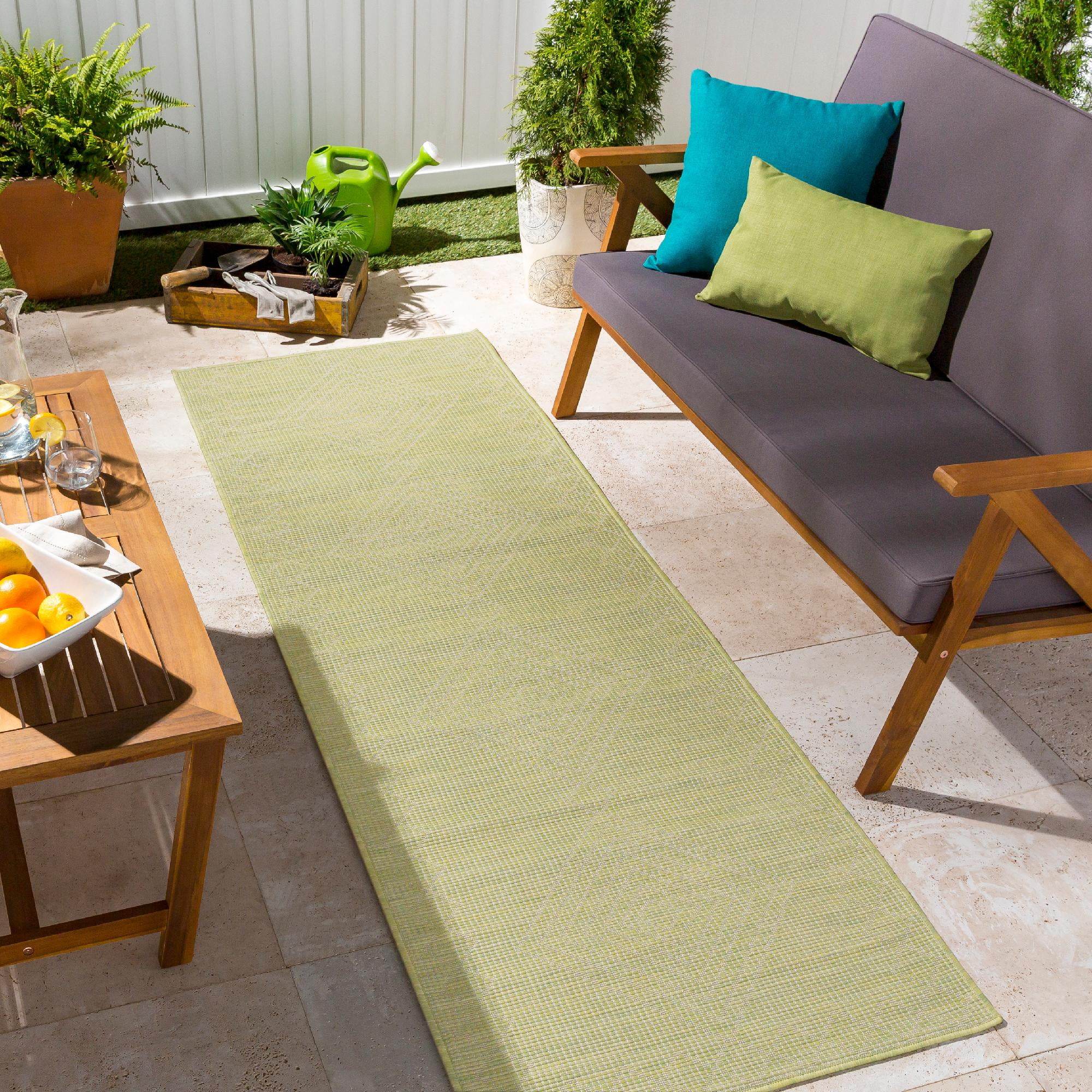 Craailo Light Green Synthetic Geometric Runner Rug 2'6" x 7'3"