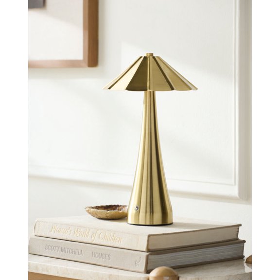 Mark&Day Table Lamps, Zaynah Traditional Bedside Table Lamp for Nightstand Bedroom, Living Room or Office (13" H x 7" W x 7" D)