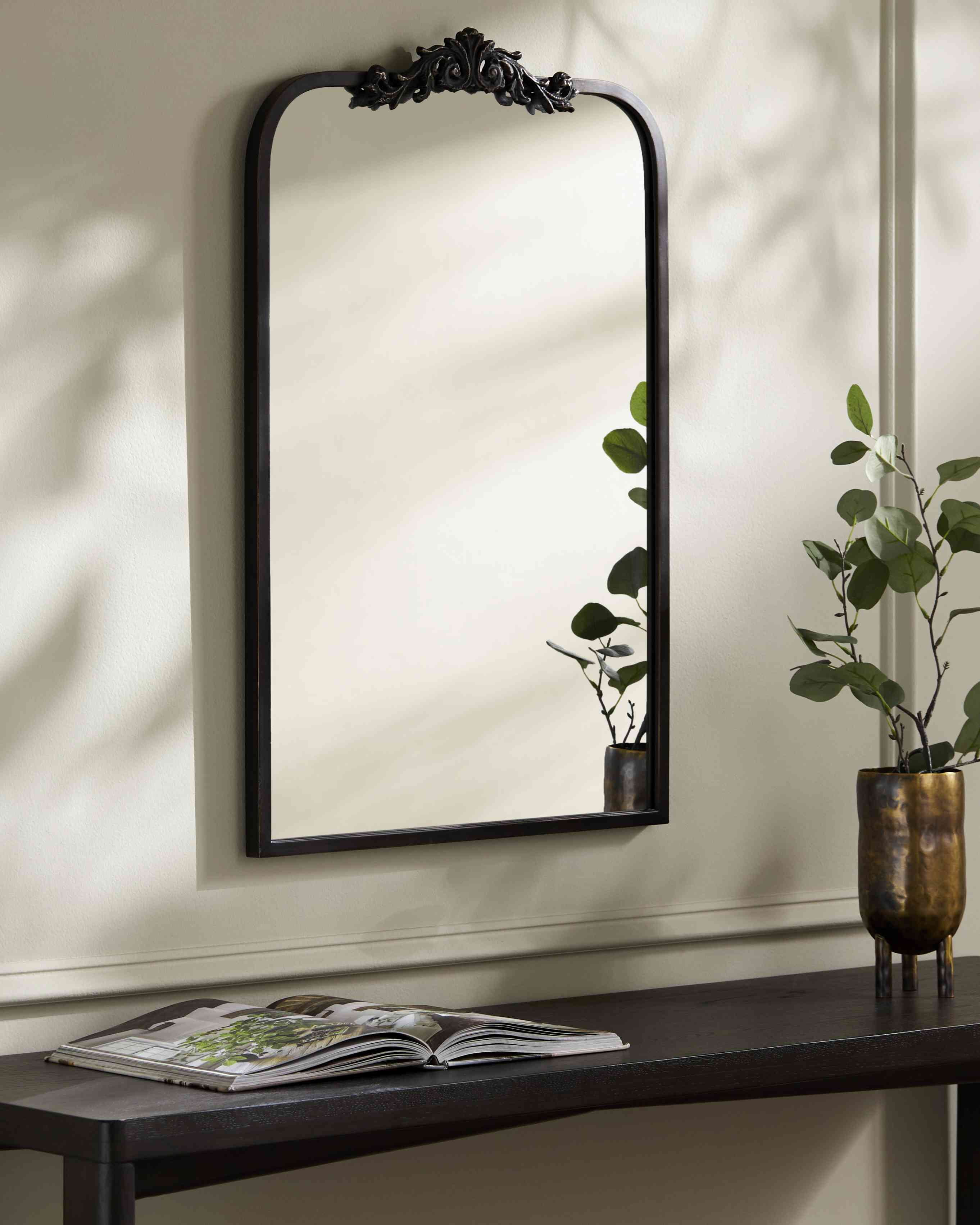 Elegant Black Rectangular Metal Wall Mirror with Arched Top