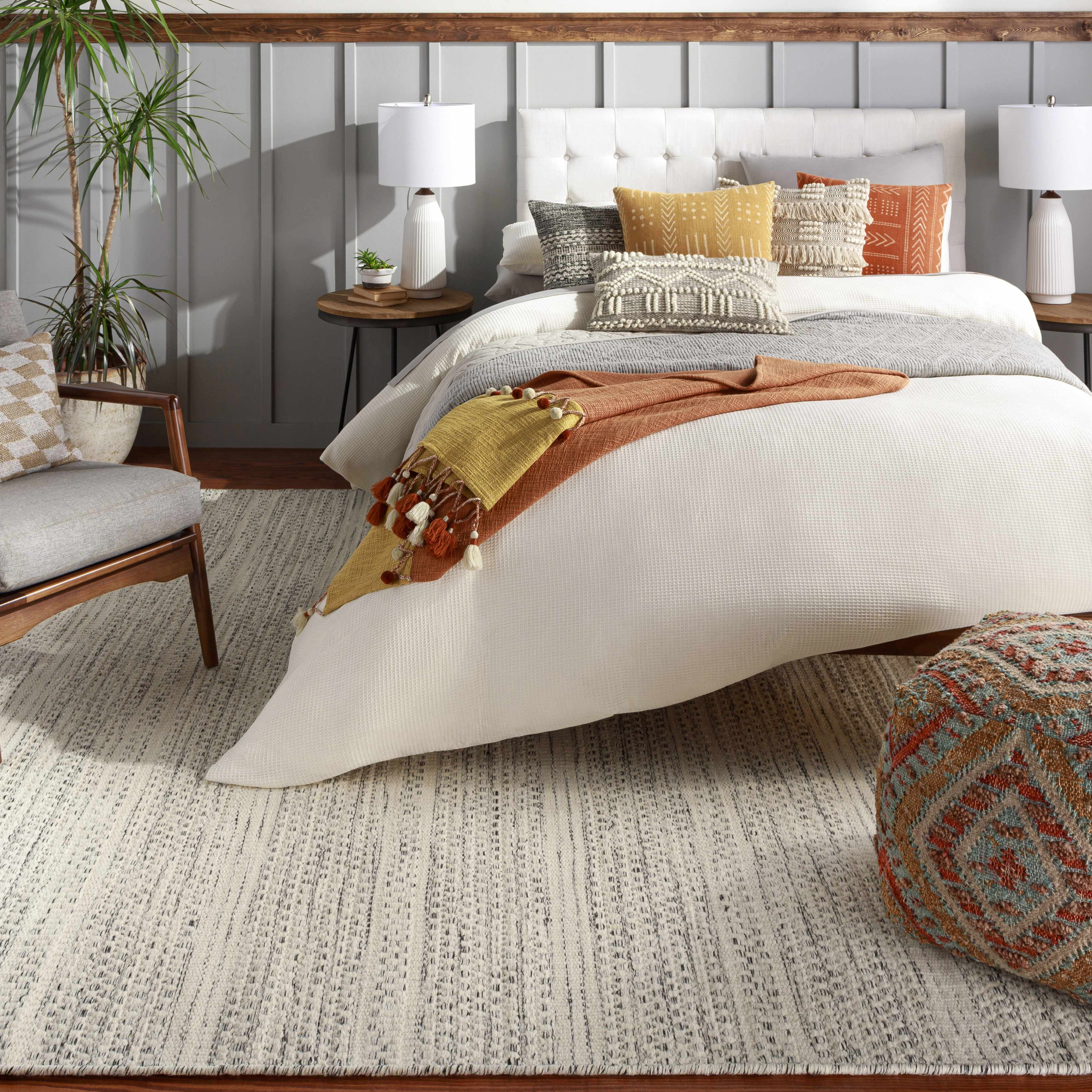 Marie Cream and Gray Handwoven Wool Area Rug