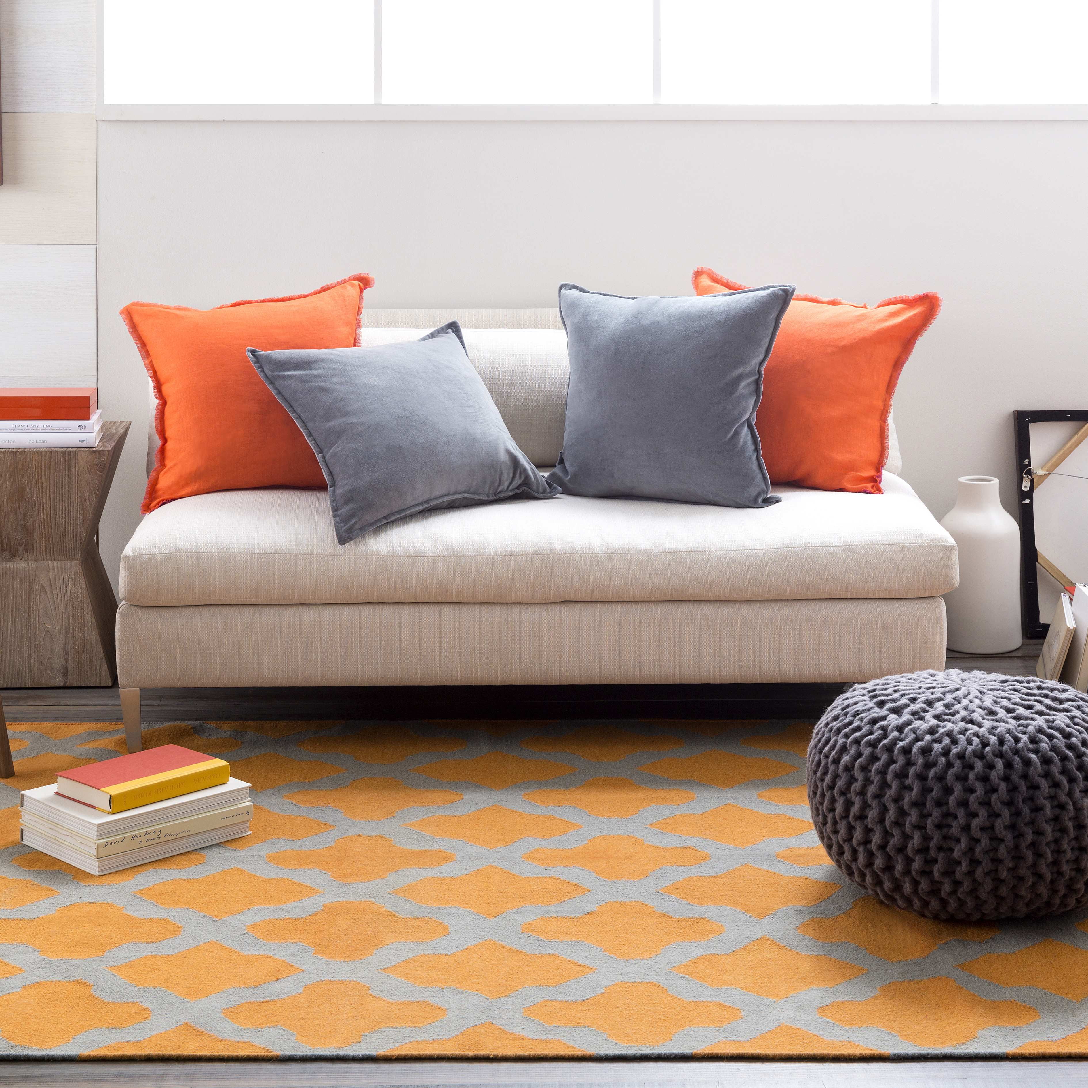 Hand-knotted Gray and Orange Wool 2' x 3' Area Rug
