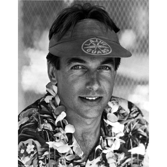 Mark Harmon wearing a lifeguard visor Photo Print (8 x 10)