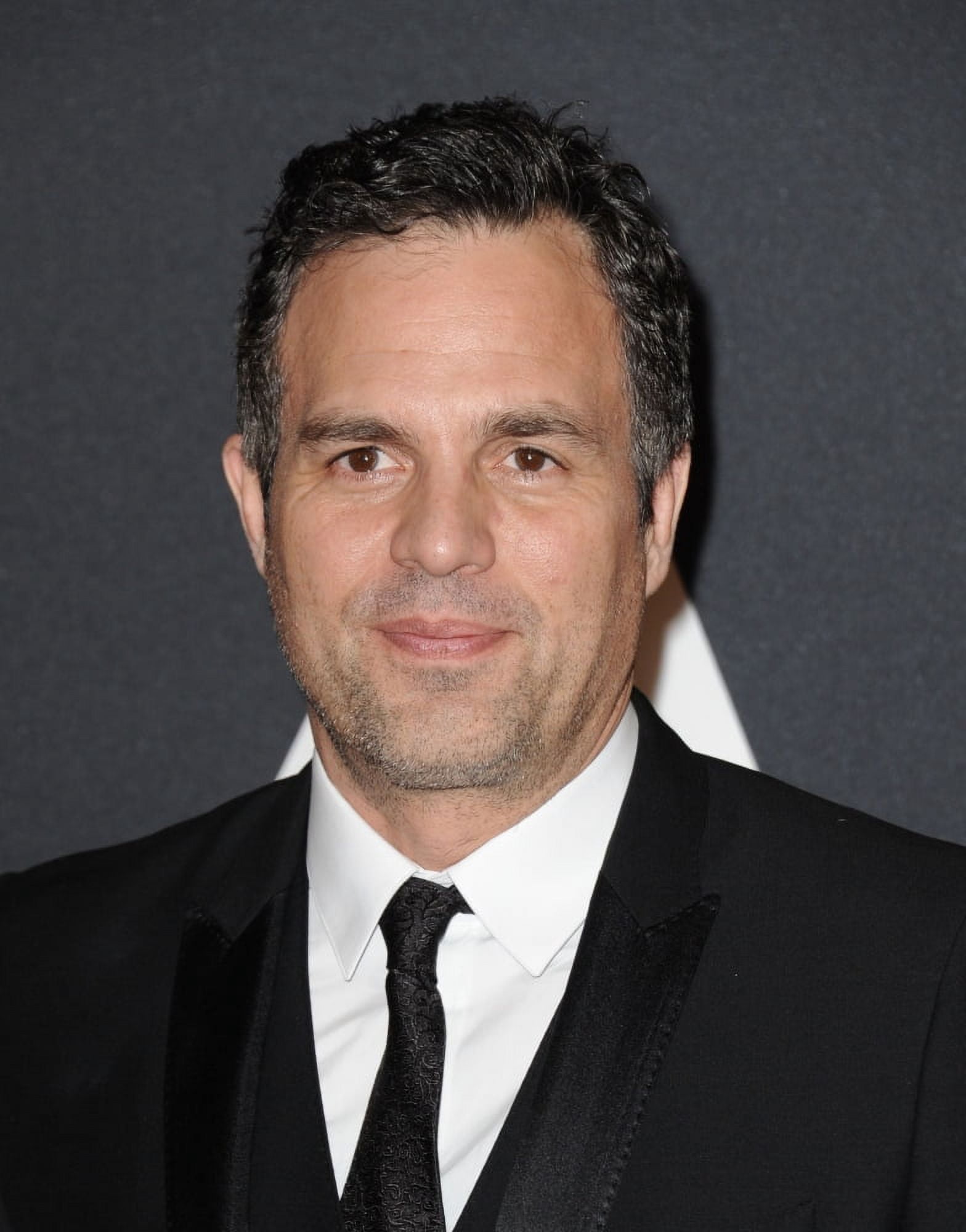 Mark Ruffalo At Arrivals For The 2014 Governors Awards Hosted By Ampas - Part 2 Canvas Art - (16 x 20)